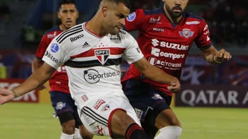 Wilstermann se estrelló en casa ante Sao Paulo (1-3) Wilstermann se estrelló en casa ante Sao Paulo (1-3)