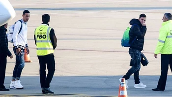 Messi regresa a su natal Rosario para una corta vacación Messi regresa a su natal Rosario para una corta vacación