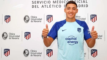 "Primero soy defensor", dice Nahuel Molina, nuevo refuerzo del Atlético de Madrid "Primero soy defensor", dice Nahuel Molina, nuevo refuerzo del Atlético de Madrid