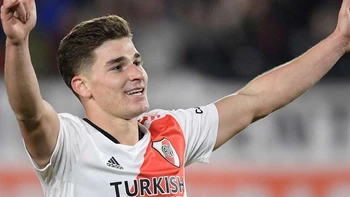 El récord que Juan Carlos Sánchez logró en 1985 en Blooming fue igualado este miércoles por jugador de River Plate El récord que Juan Carlos Sánchez logró en 1985 en Blooming fue igualado este miércoles por jugador de River Plate