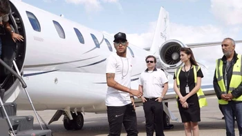 Avión de Neymar aterrizó de emergencia en el norte de Brasil Avión de Neymar aterrizó de emergencia en el norte de Brasil