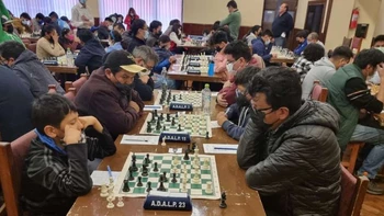 Licael Ticona, rey del torneo IRT Internacional Casa Argentina de ajedrez Licael Ticona, rey del torneo IRT Internacional Casa Argentina de ajedrez