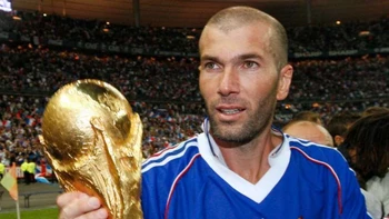 Zinedine Zidane, el ídolo eterno del fútbol francés cumple 50 años Zinedine Zidane, el ídolo eterno del fútbol francés cumple 50 años