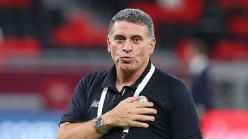 Luis Fernando Suárez amplía contrato para seguir dirigiendo a Costa Rica Luis Fernando Suárez amplía contrato para seguir dirigiendo a Costa Rica