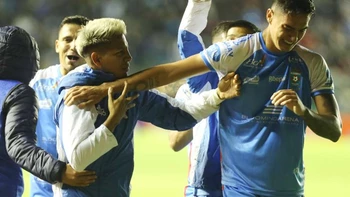 Nelson Orozco: “En Blooming tenemos el objetivo bastante claro y el rival que tenía que venir no importa" Nelson Orozco: “En Blooming tenemos el objetivo bastante claro y el rival que tenía que venir no importa"