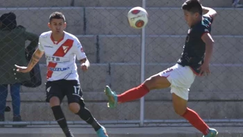 Always Ready fue una ráfaga; tres goles en ocho minutos a Universitario de Vinto Always Ready fue una ráfaga; tres goles en ocho minutos a Universitario de Vinto