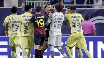 Manchester City vence 2-1 al América con doblete de De Bruyne Manchester City vence 2-1 al América con doblete de De Bruyne