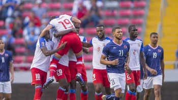 Haití marca un gol a lo Liverpool para iniciar la remontar ante Bermuda Haití marca un gol a lo Liverpool para iniciar la remontar ante Bermuda