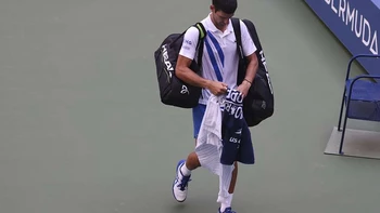 Djokovic pide disculpas por su descalificación del Abierto de EEUU Djokovic pide disculpas por su descalificación del Abierto de EEUU