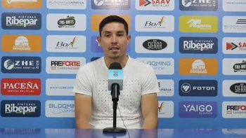 Braulio Uraezaña: "Es un orgullo defender a Blooming, club del que soy hincha" Braulio Uraezaña: "Es un orgullo defender a Blooming, club del que soy hincha"
