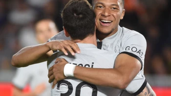 Messi y Mbappé vuelan con el PSG, Marsella sigue su estela Messi y Mbappé vuelan con el PSG, Marsella sigue su estela