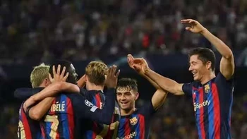 El Barcelona golea 5-1 al Viktoria Plzeň en su estreno en Champions El Barcelona golea 5-1 al Viktoria Plzeň en su estreno en Champions