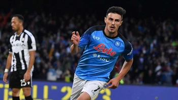 El Nápoles venció (3-2) al Udinese y lleva a once su racha de victorias El Nápoles venció (3-2) al Udinese y lleva a once su racha de victorias