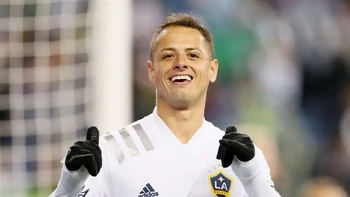 El mexicano "Chicharito" Hernández confirmó que permanecerá en el LA Galaxy El mexicano "Chicharito" Hernández confirmó que permanecerá en el LA Galaxy