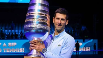 Djokovic logró en Tel Aviv su tercer título de la temporada Djokovic logró en Tel Aviv su tercer título de la temporada