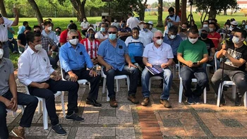 Asamblea de la ACF desconoce a Rocabado y nombra un comité ad hoc Asamblea de la ACF desconoce a Rocabado y nombra un comité ad hoc