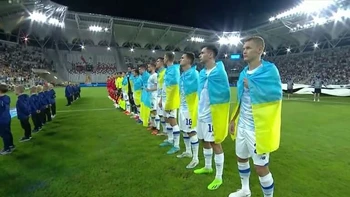Entrenador del Dinamo de Kiev ucraniano: "Tenemos que jugar para mantener el entusiasmo" Entrenador del Dinamo de Kiev ucraniano: "Tenemos que jugar para mantener el entusiasmo"