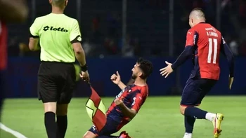 Cerro Porteño venció por 2-1 a Sportivo Ameliano y se mantiene puntero en Paraguay Cerro Porteño venció por 2-1 a Sportivo Ameliano y se mantiene puntero en Paraguay