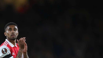 El Liverpool pone a prueba el liderato del Arsenal El Liverpool pone a prueba el liderato del Arsenal