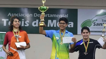 Estos son los campeones del Abierto de tenis de mesa Santa Cruz Estos son los campeones del Abierto de tenis de mesa Santa Cruz