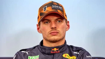 Verstappen da paso importante hacia el título con pole position en Japón Verstappen da paso importante hacia el título con pole position en Japón