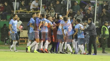 Blooming es pura euforia gracias a César Menacho Blooming es pura euforia gracias a César Menacho