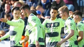 El Manchester City ganó (0-1) al Leicester y se coloca como líder provisional El Manchester City ganó (0-1) al Leicester y se coloca como líder provisional
