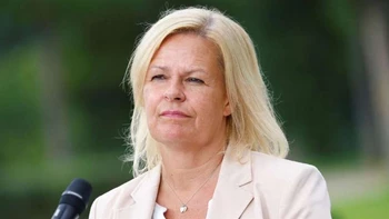 Ministra alemana que criticó a Catar decide asistir al Mundial Ministra alemana que criticó a Catar decide asistir al Mundial