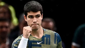 Alcaraz derrotó a Dimitrov y ya está en cuartos de final en París Alcaraz derrotó a Dimitrov y ya está en cuartos de final en París