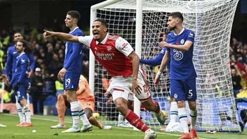 El clásico de Londres se pintó de rojo: Arsenal venció por 1-0 al Chelsea y conserva el liderato El clásico de Londres se pintó de rojo: Arsenal venció por 1-0 al Chelsea y conserva el liderato