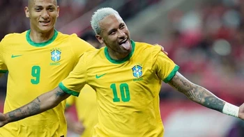 Brasil dio la lista final de los 26 que buscarán triunfar en el Mundial de Catar Brasil dio la lista final de los 26 que buscarán triunfar en el Mundial de Catar