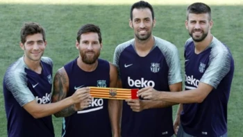El cintillo de capitán no se mueve de Leo Messi El cintillo de capitán no se mueve de Leo Messi