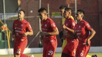 Tres atractivos partidos se jugarán este sábado por la octava fecha del torneo Clausura Tres atractivos partidos se jugarán este sábado por la octava fecha del torneo Clausura