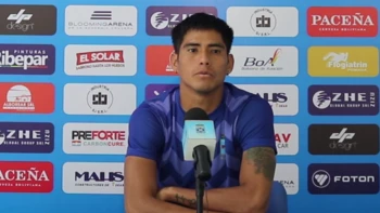 Julio Herrera, jugador de Blooming: "El Clásico Cruceño es el más importante de Bolivia" Julio Herrera, jugador de Blooming: "El Clásico Cruceño es el más importante de Bolivia"