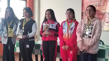 Bolivia completó su selección para el Festival Sudamericano de la Juventud de Ajedrez Bolivia completó su selección para el Festival Sudamericano de la Juventud de Ajedrez