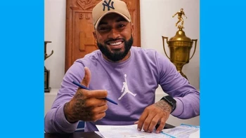 Rafinha extendió su contrato con Blooming y seguirá vistiendo de celeste Rafinha extendió su contrato con Blooming y seguirá vistiendo de celeste