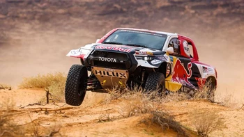 Al-Attiyah gana la quinta etapa del Dakar, Carlos Sainz fue segundo Al-Attiyah gana la quinta etapa del Dakar, Carlos Sainz fue segundo