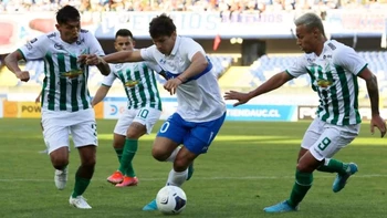 Oriente Petrolero perdió (3-0) frente a Universidad Católica de Chile Oriente Petrolero perdió (3-0) frente a Universidad Católica de Chile