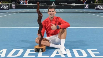 Novak Djokovic ganó su primer título del año en Adelaida Novak Djokovic ganó su primer título del año en Adelaida