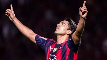 Gol de Marcelo Martins en el empate (2-2) de Cerro Porteño frente a Guaireña Gol de Marcelo Martins en el empate (2-2) de Cerro Porteño frente a Guaireña