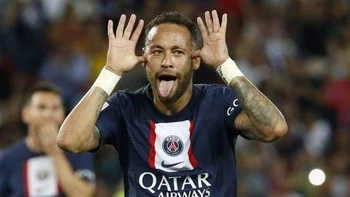 Neymar sobre su amonestación en Champions: "El fútbol es cada vez más aburrido" Neymar sobre su amonestación en Champions: "El fútbol es cada vez más aburrido"