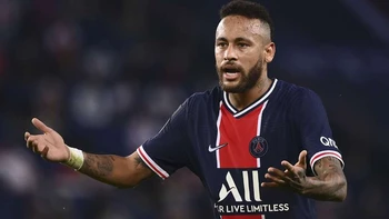 PSG apoya a Neymar; liga francesa tratará el miércoles las cinco expulsiones PSG apoya a Neymar; liga francesa tratará el miércoles las cinco expulsiones