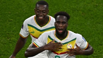 Senegal derrotó (3-1) a Qatar y lo dejó al borde del abismo Senegal derrotó (3-1) a Qatar y lo dejó al borde del abismo