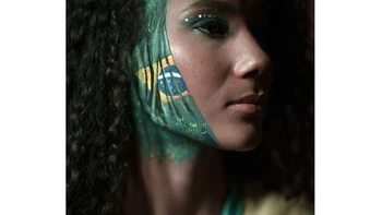 La moda brasileña se volvió "verdeamarela" para apoyar a la selección La moda brasileña se volvió "verdeamarela" para apoyar a la selección