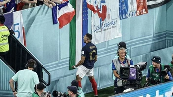 Mbappé, héroe inesperado en Uzbekistán Mbappé, héroe inesperado en Uzbekistán