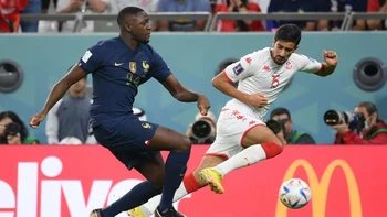 Francia perdió (1-0) ante Túnez, que quedó fuera de la Copa Francia perdió (1-0) ante Túnez, que quedó fuera de la Copa