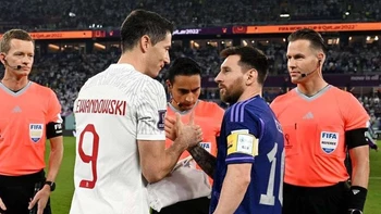 Robert Lewandowski: “Me gustaría jugar con Messi antes de retirarme” Robert Lewandowski: “Me gustaría jugar con Messi antes de retirarme”