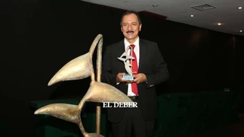 El Personaje del Año fue relator de fútbol y es hincha de Blooming El Personaje del Año fue relator de fútbol y es hincha de Blooming