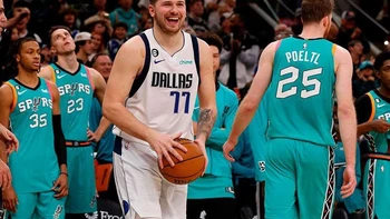 Intratable: Doncic le da el triunfo a Mavericks sobre Spurs Intratable: Doncic le da el triunfo a Mavericks sobre Spurs