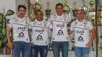 Ábrigo y Rodríguez se hacen cargo de la dirección técnica de Real Santa Cruz Ábrigo y Rodríguez se hacen cargo de la dirección técnica de Real Santa Cruz